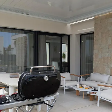 Paris Azure Villa Finestrat